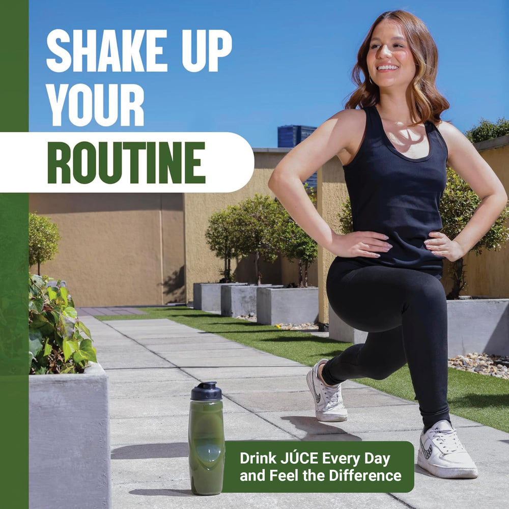 Smoothie with Juce SG7 demonstrates versatile dairy-free mix.