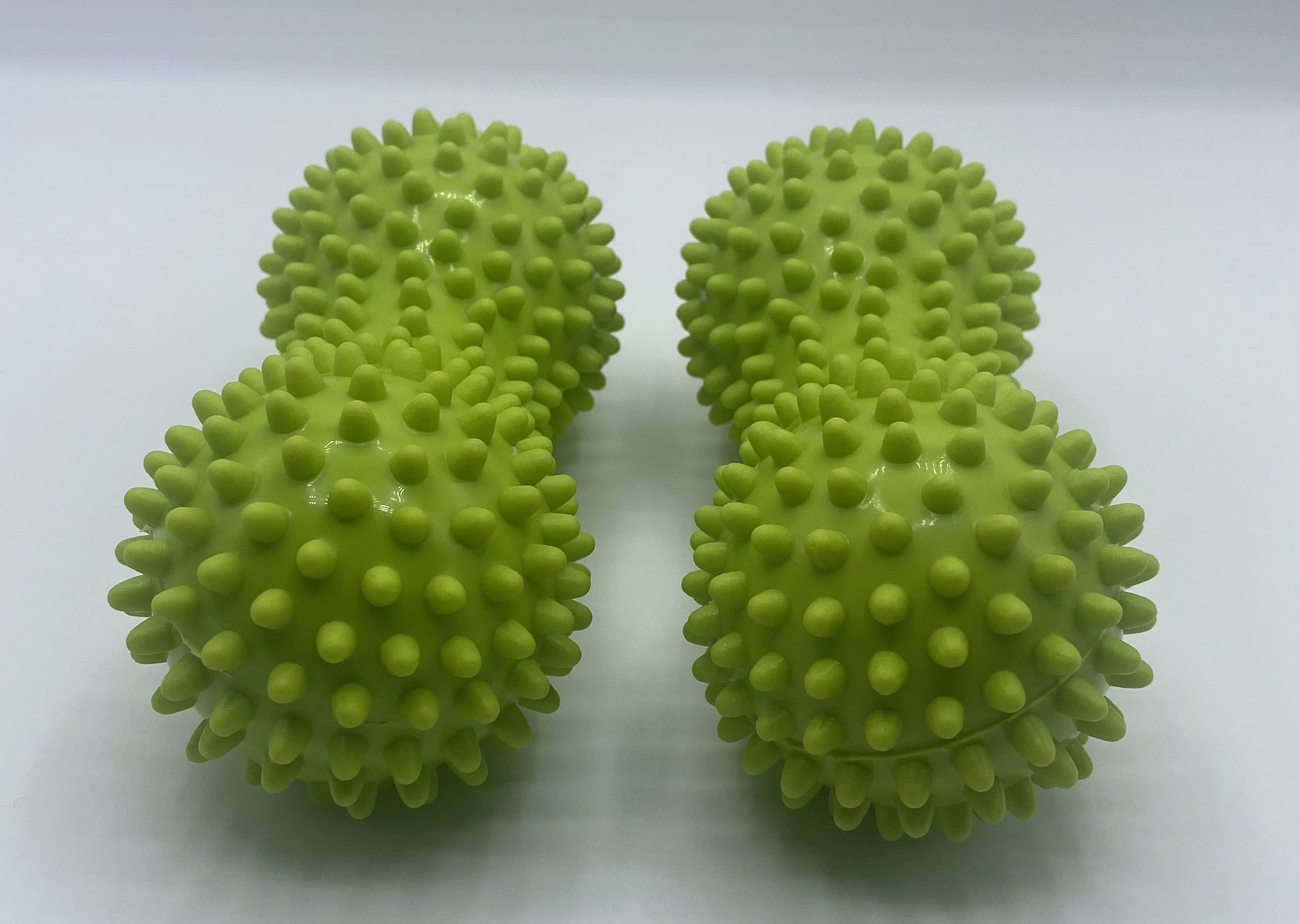 Therapist's Choice green peanut ball spikes stimulate circulation and relieve soreness.