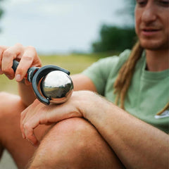 Tiger Tail Tiger Ball ICE grip-handle ready for precise cold relief.