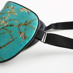 Silk breathable texture shown for cooling, skin-friendly wear during travel or naps