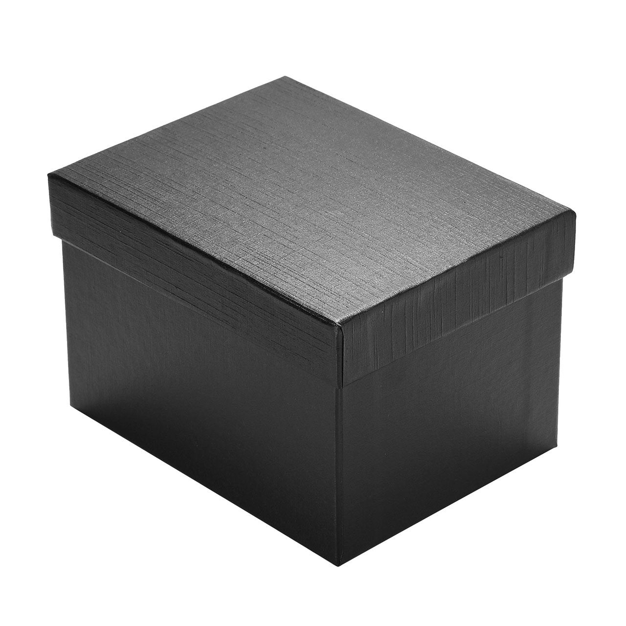 Top Plaza diffuser set on a desk blends scent and style.