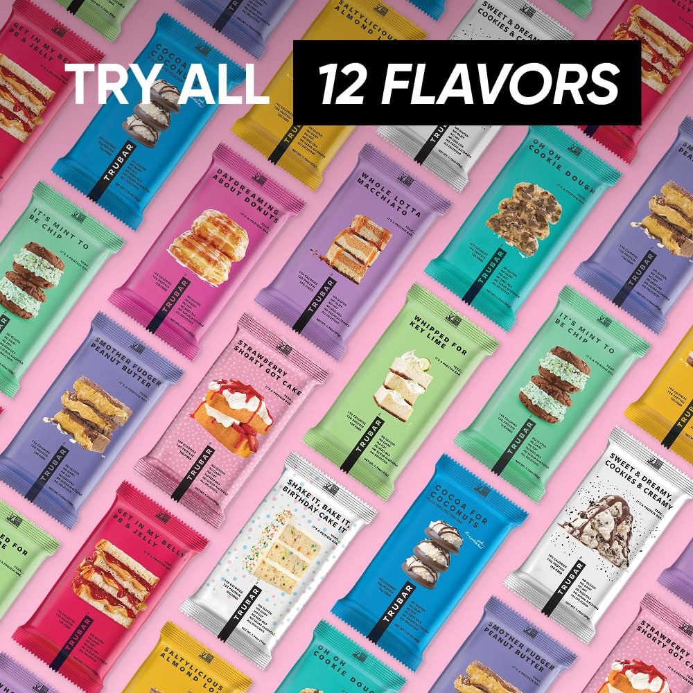 On-the-go lifestyle shot with TRUBAR bar in gym bag.