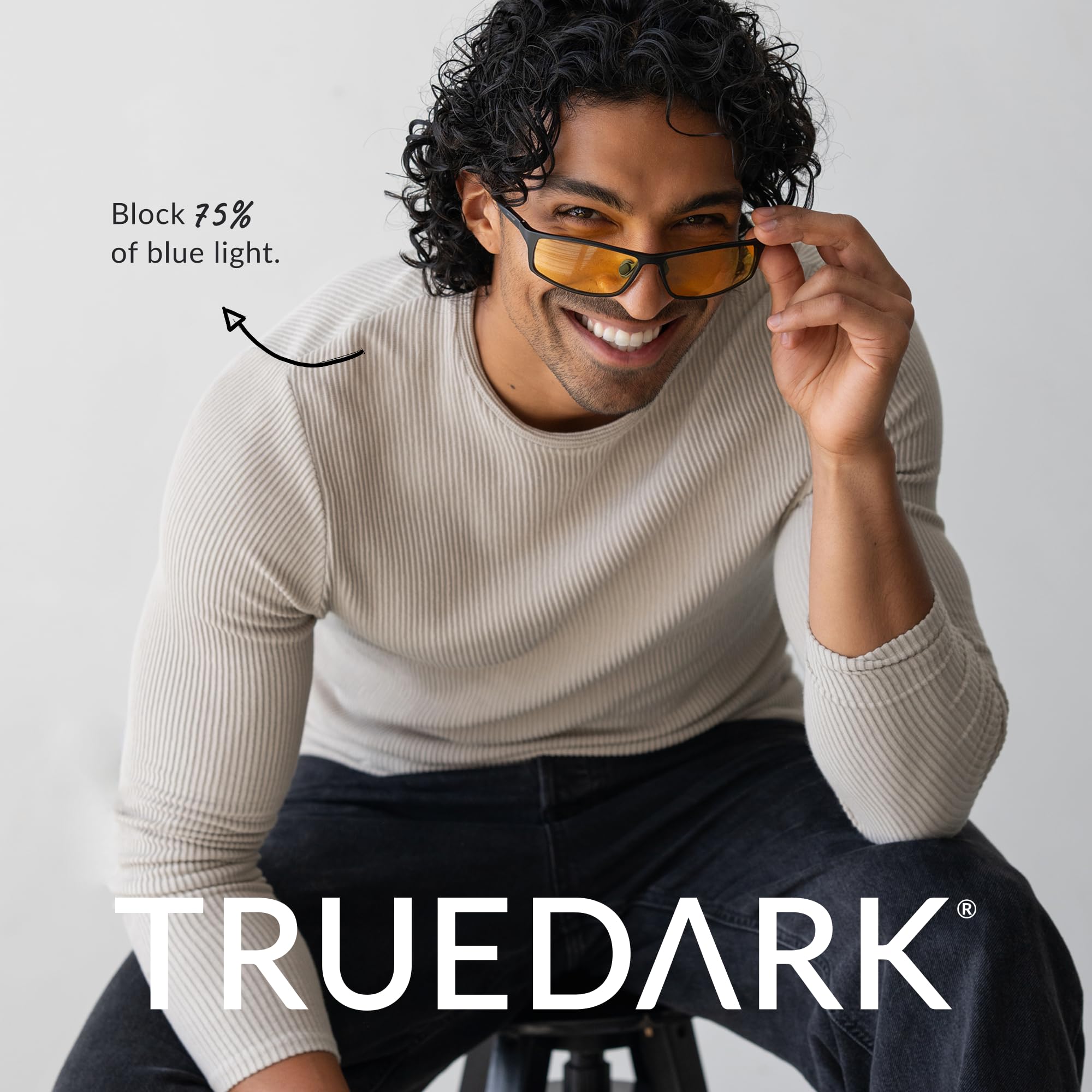 TrueDark Daylights Amber Elite packaging box for easy unboxing