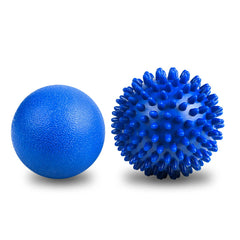 URAQT spiky massage ball blue close-up for targeted muscle relief.