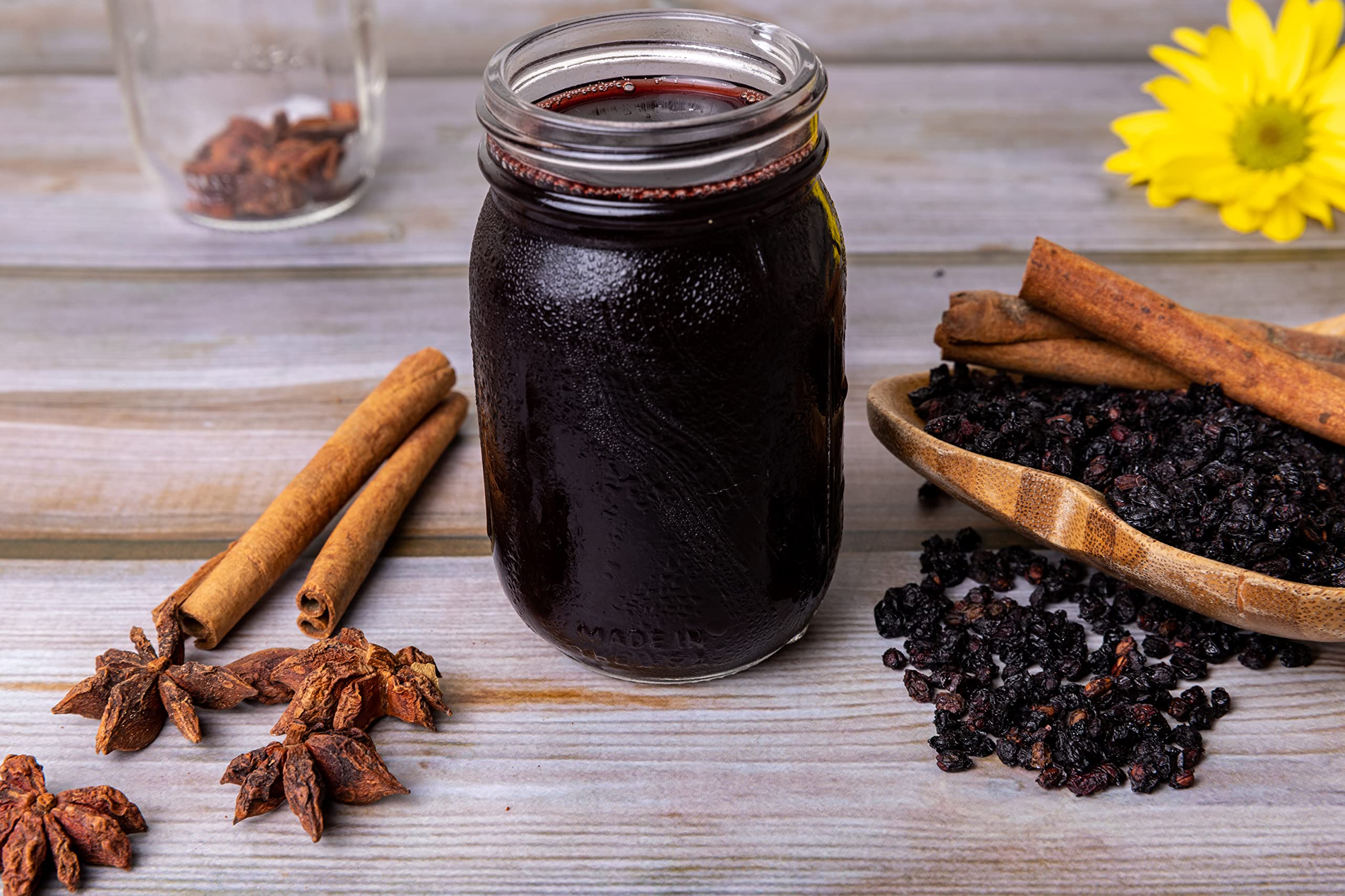 US Wellness Naturals protective packaging preserves freshness in bulk elderberries.