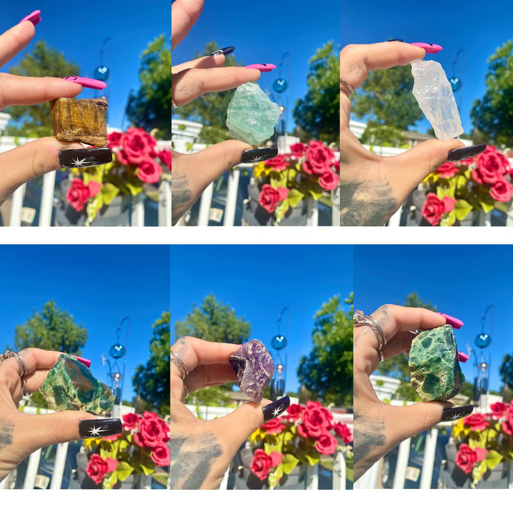 UU UNIHOM mixed rough stones for jewelry making and craft projects.