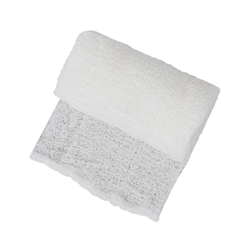 Vakly Latex-free Krinkle gauze roll minimizes skin irritation during dressing changes.