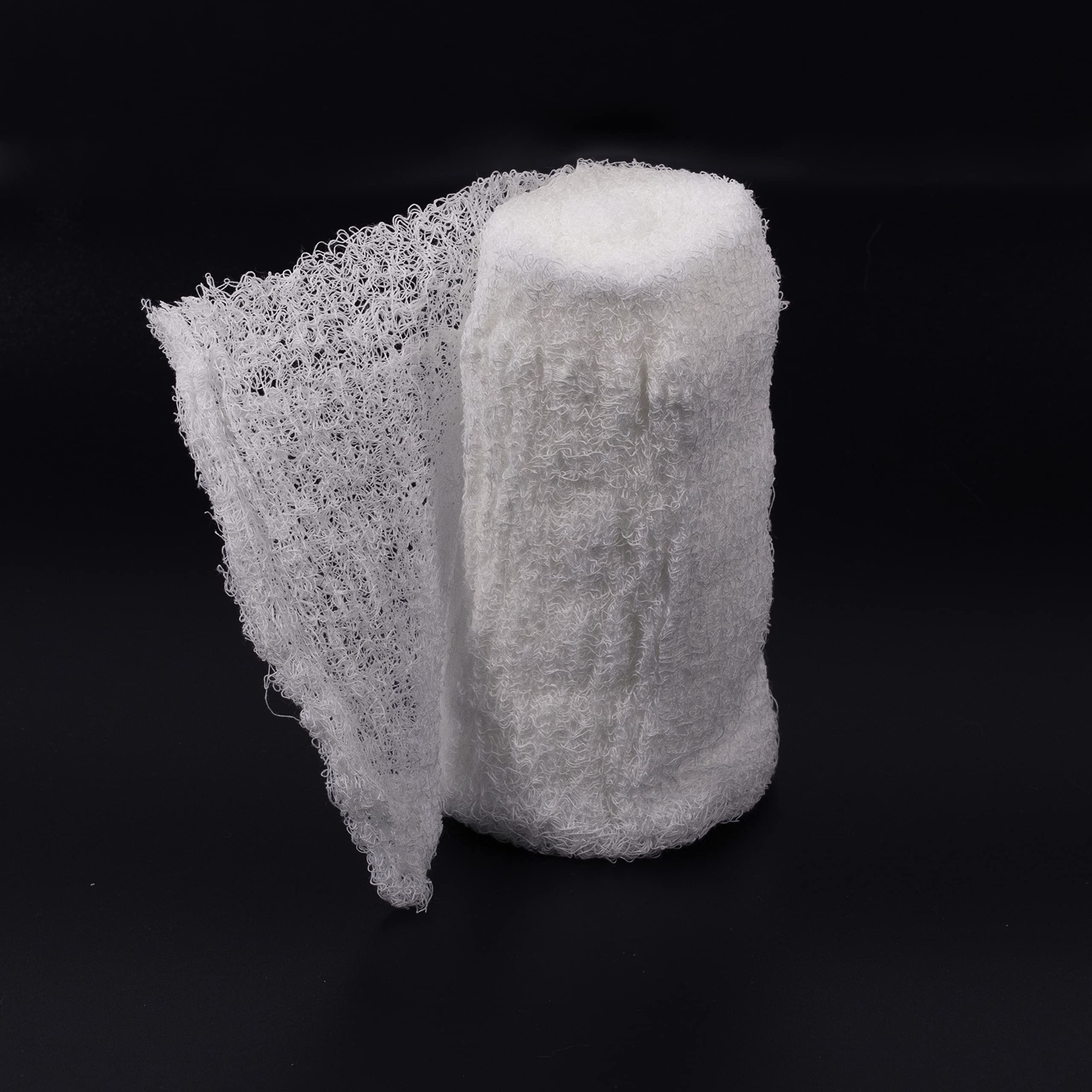 Vakly Krinkle roll used as wound dressing for reliable coverage and cushioning.