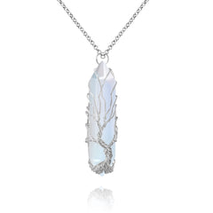 VIBILIA healing crystal necklace with Tree of Life pendant for balance and style.