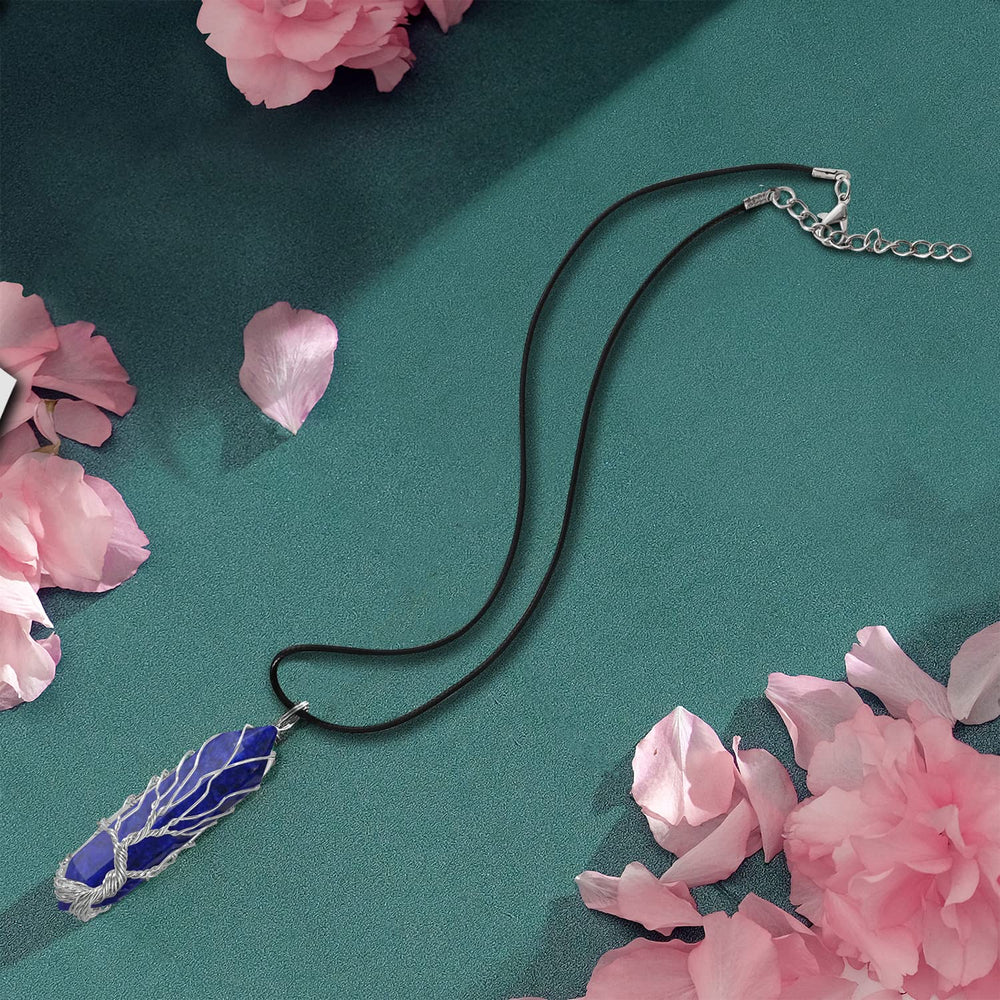 VIBILIA lapis lazuli pendant close-up highlighting deep blue hues.