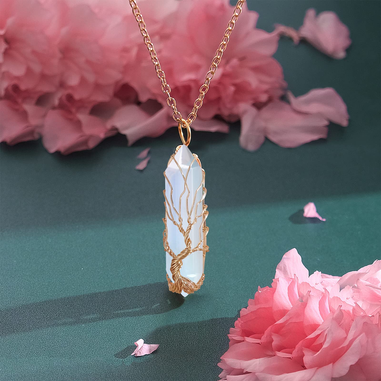 VIBILIA tree of life necklace symbolizes growth and positive energy