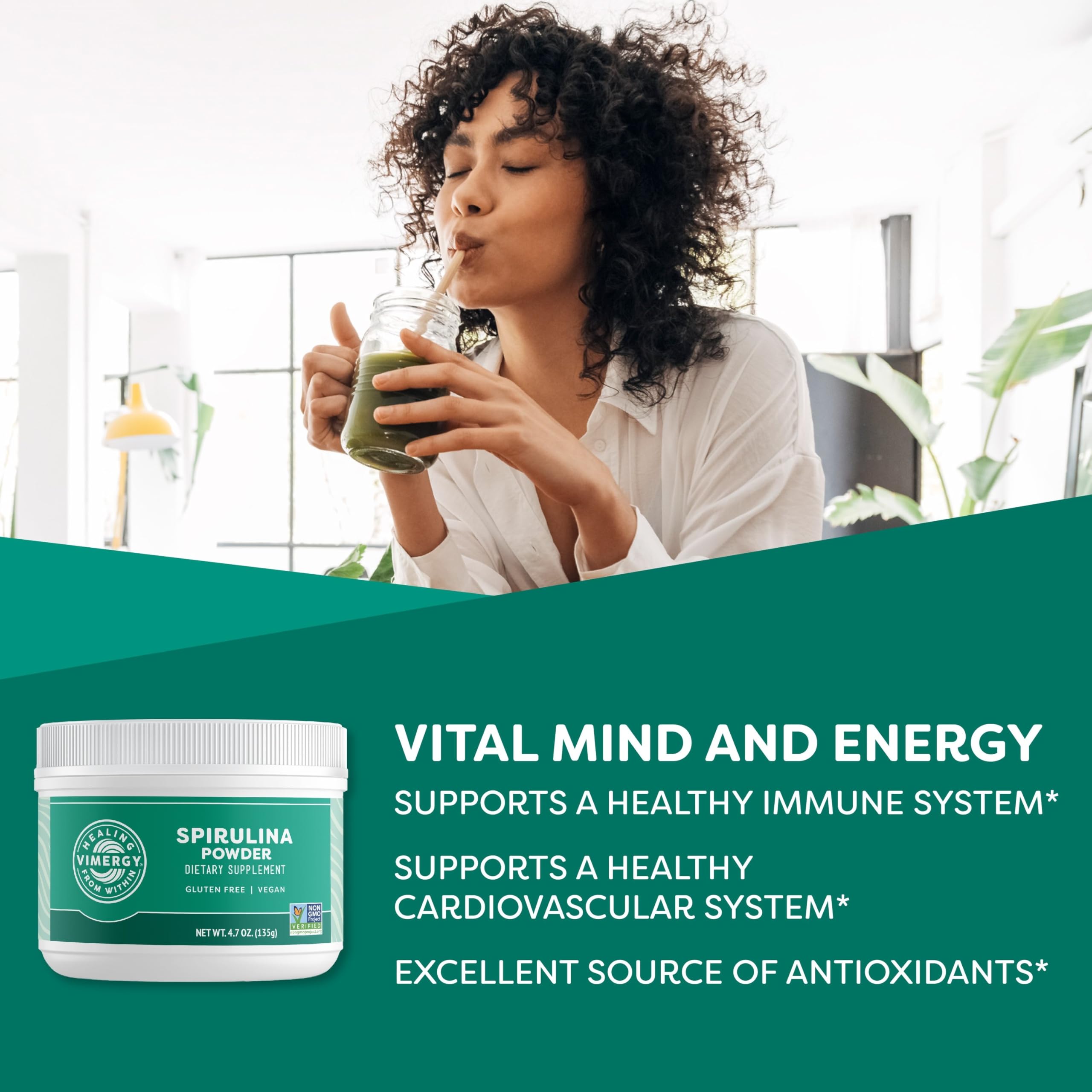 Vimergy Spirulina Powder pour into water for easy smoothie mix.