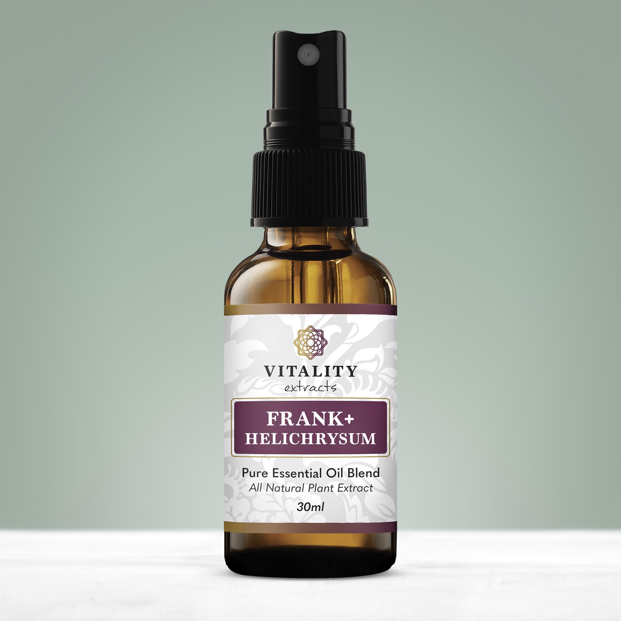 Vitality Frank+ Helichrysum spray dispenses evenly for consistent aroma and gentle relief.