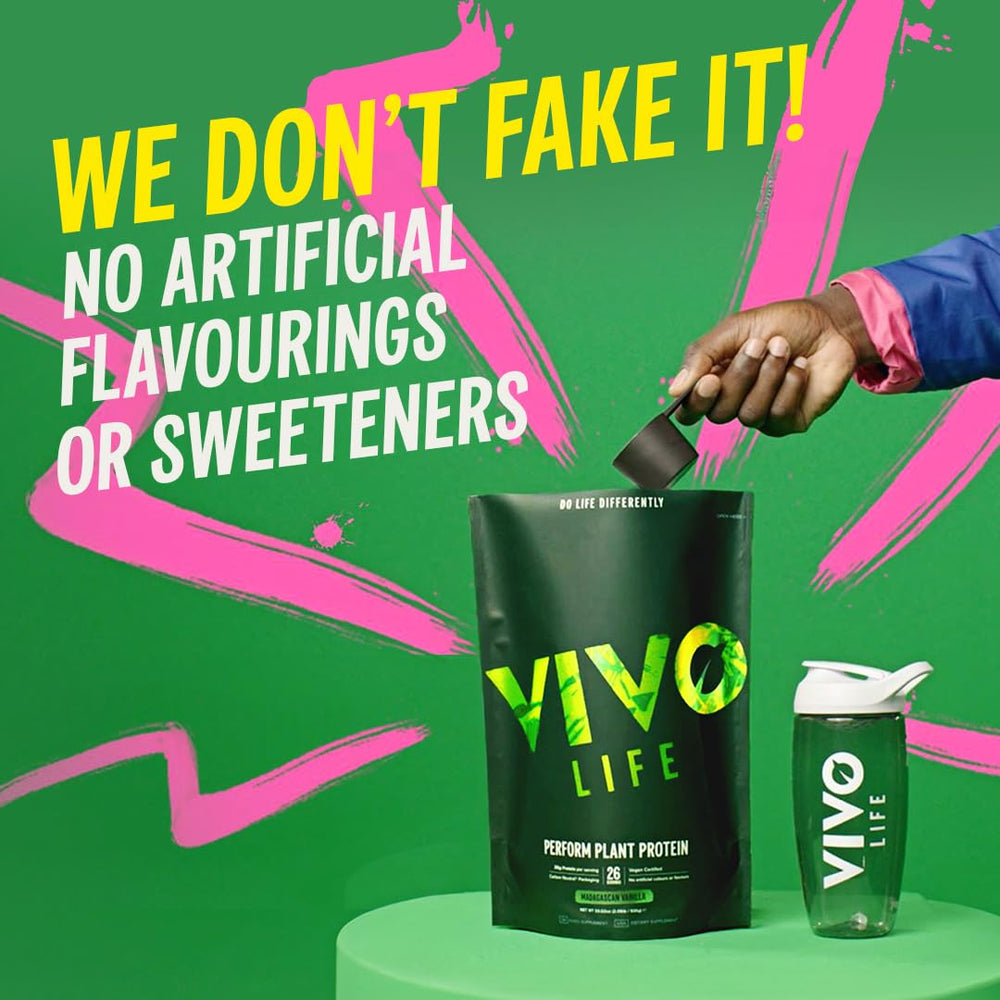 Vivo Life Perform vanilla shake in a glass shows creamy texture