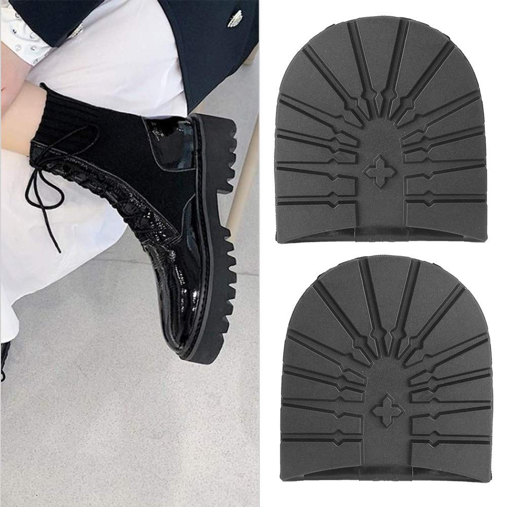 Watris Veiyi black heel pad on shoe enhances stealthy, low-profile protection.