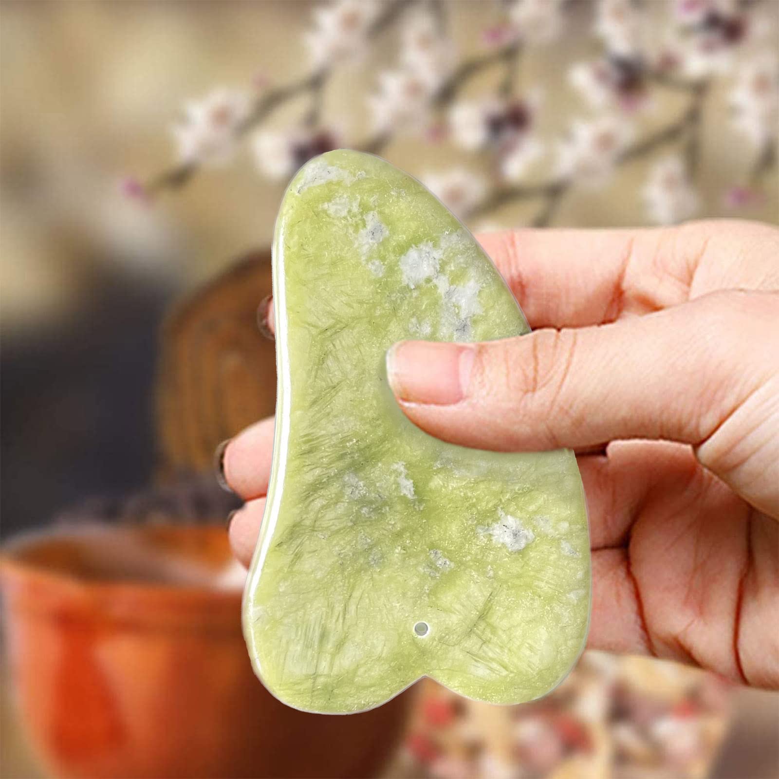 WEISIPU Ultra Smooth-Edge Guasha Knife ensures safe skincare sessions.