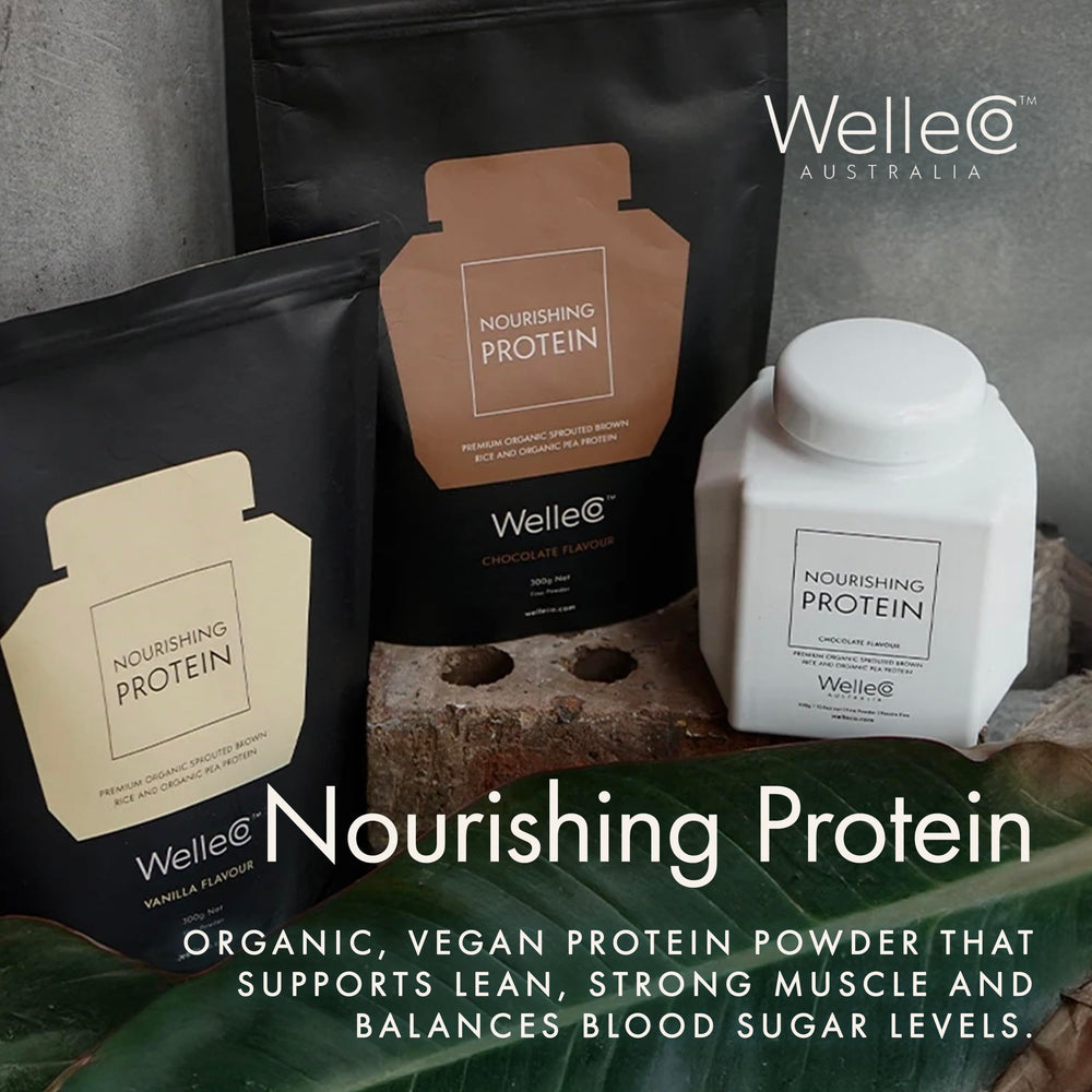 WelleCo ready-to-shake bottle shows smooth mixability on the go.