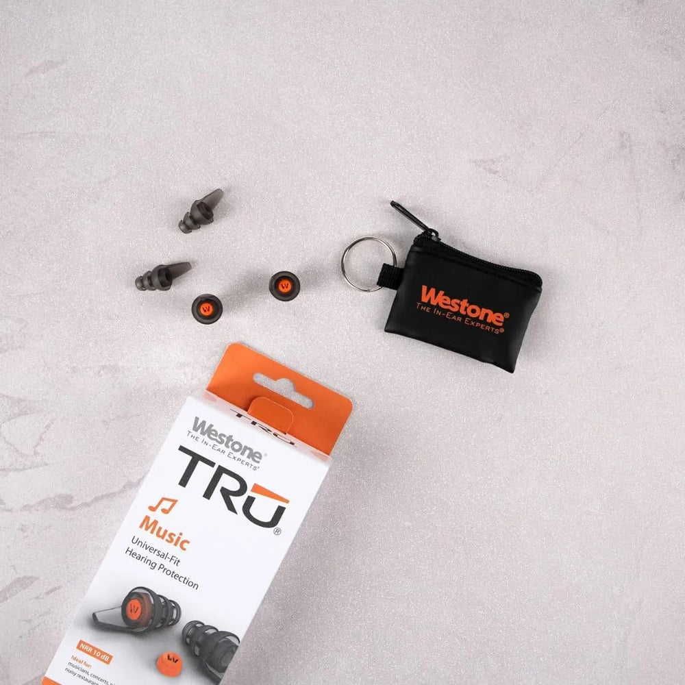Universal-fit silicone tips ensure secure comfort during long gigs.