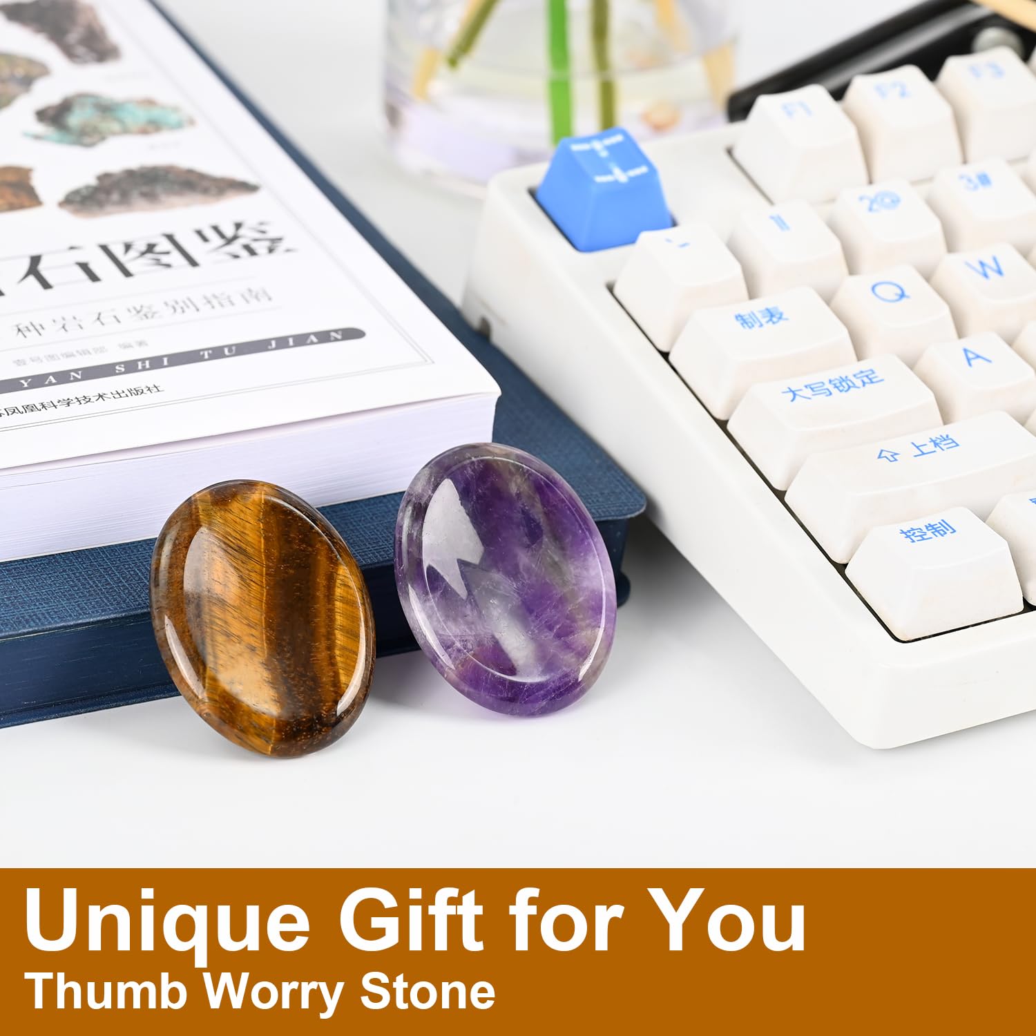 WHAL&YUNE worry stone for meditation with a gentle, cool touch during daily rituals