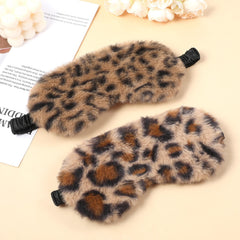 WY LIGHTING LEVEL plush furry eye mask offers soft comfort for naps.