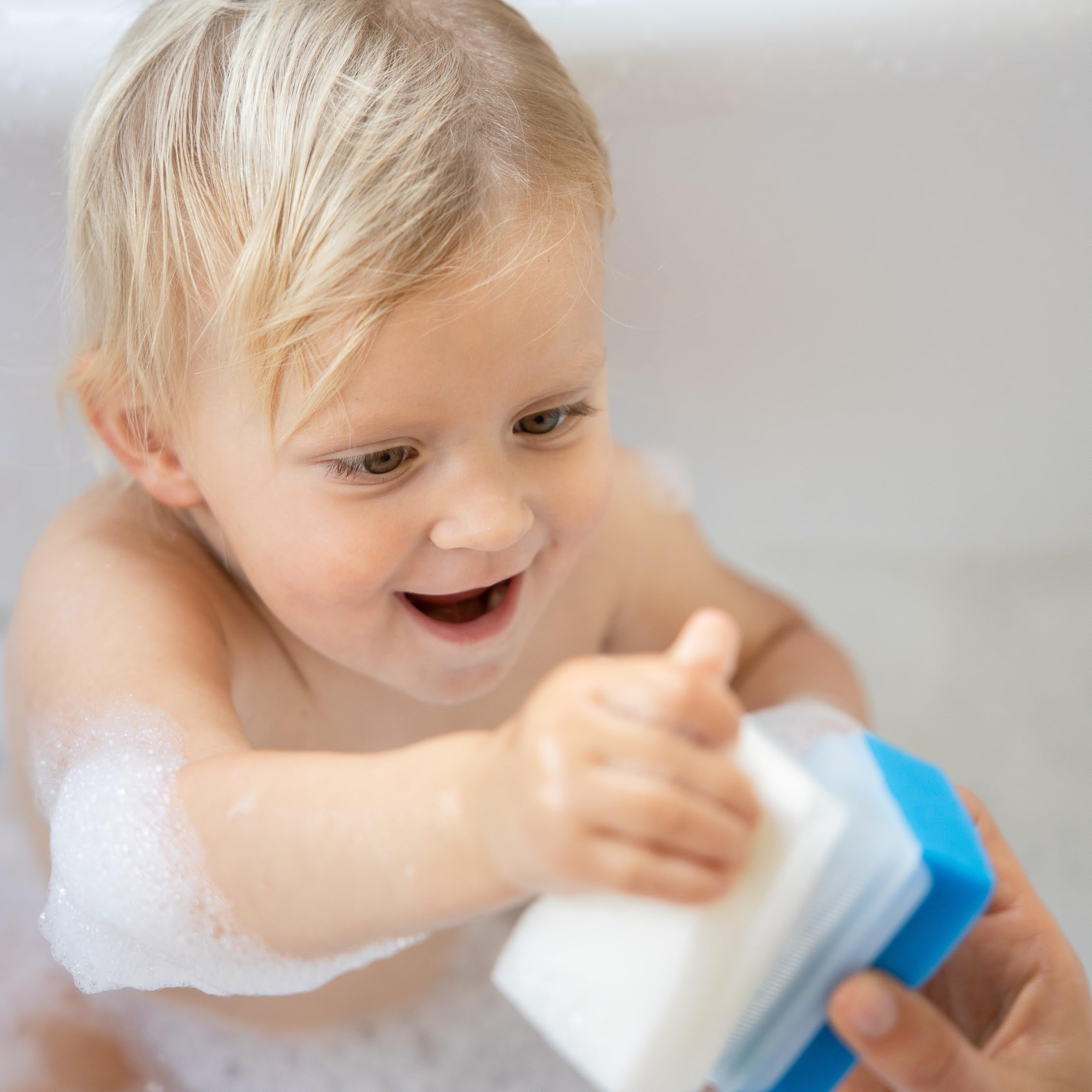Xforto food-grade silicone combs aid gentle cradle cap care.