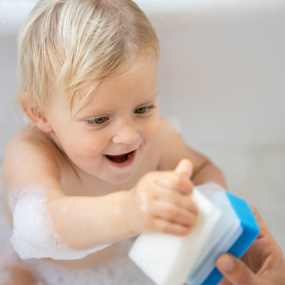 Xforto food-grade silicone combs aid gentle cradle cap care.