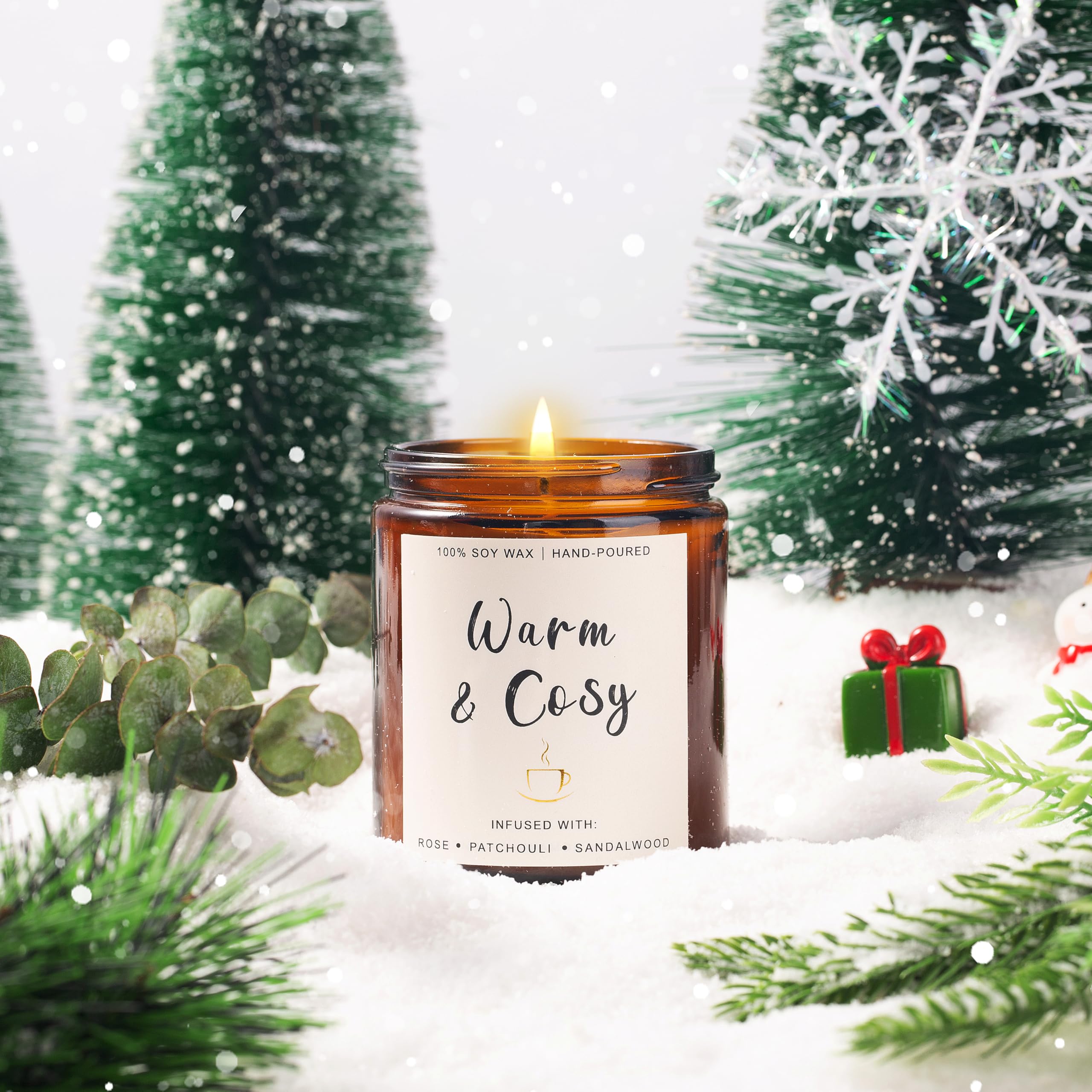 Yinuo Candle Winter Table decor enhances cozy dinners.