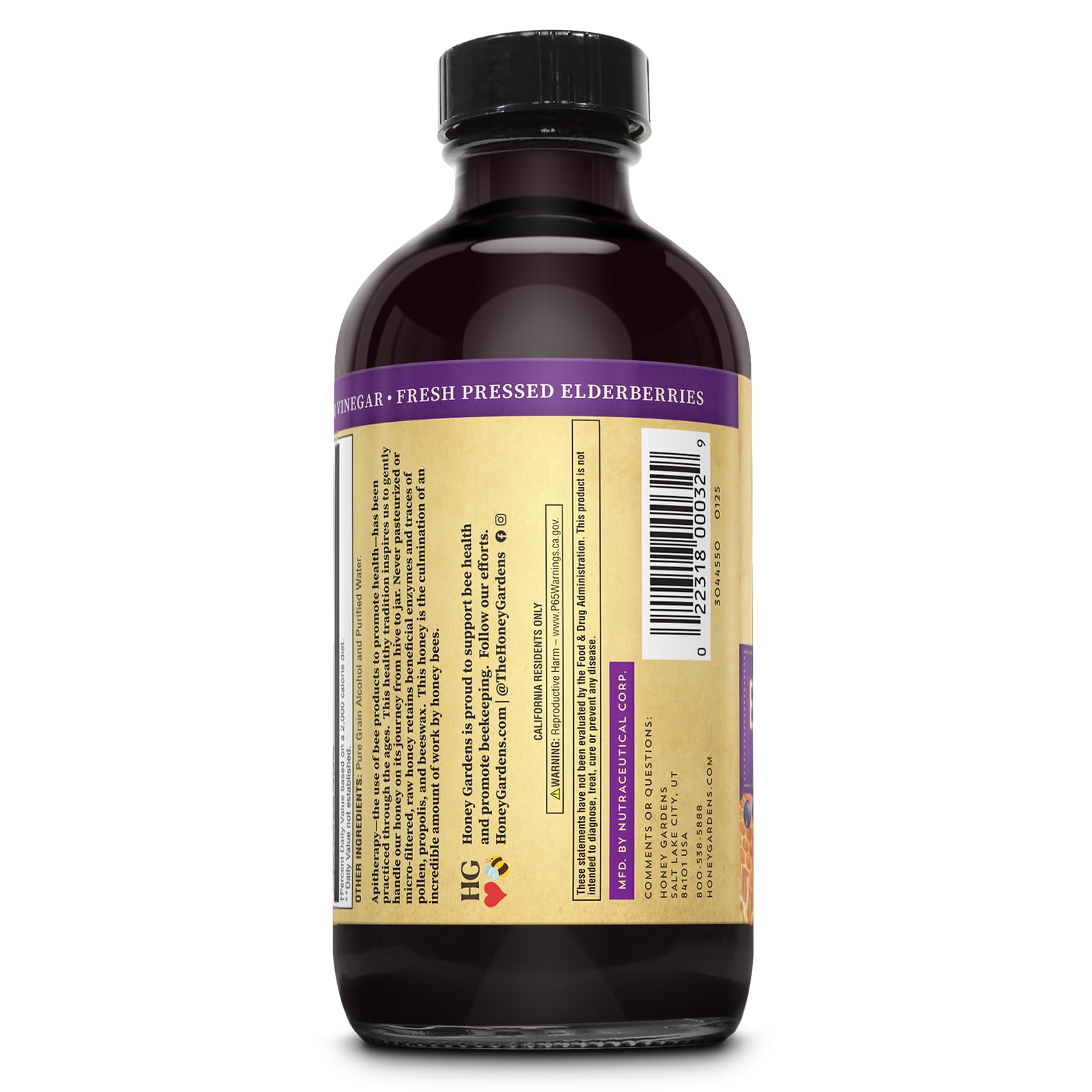 Close-up of elderberries and honey in ZAND syrup for traditional flavor pairing